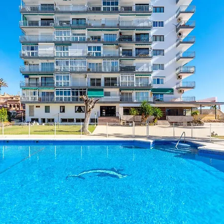 Sunny Seaside Apartment Benalmádena